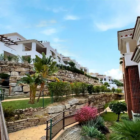 2 Bedroom Full Of Amenities - Large Terrace - Garden - Golf - Close To The Beach Apartmán