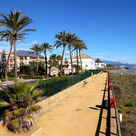 2 Bedroom Full Of Amenities - Large Terrace - Garden - Golf - Close To The Beach Casares